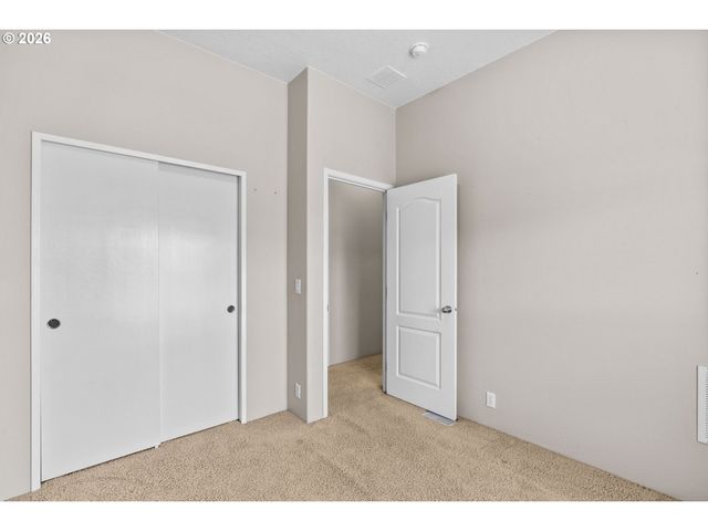 2335 WILBUR Ave, Eugene, OR 97402