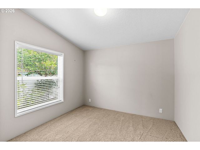 2335 WILBUR Ave, Eugene, OR 97402