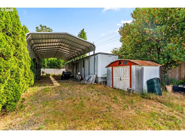2335 WILBUR Ave, Eugene, OR 97402