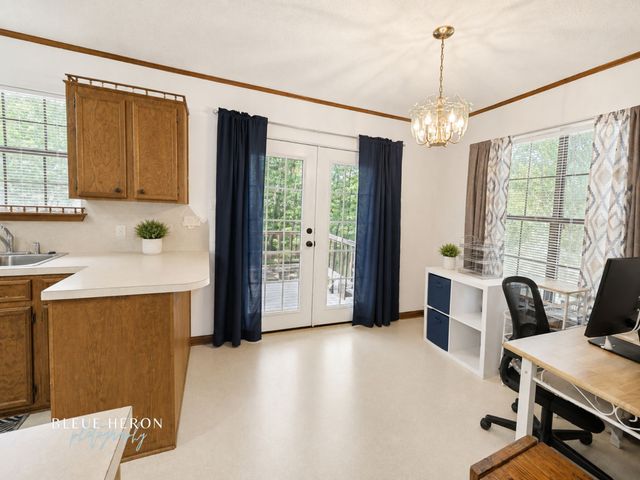 7016 Soda Point Drive, Shreveport, LA 71107