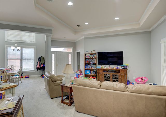 6817 N Club Loop, Shreveport, LA 71107