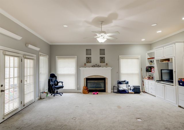 6817 N Club Loop, Shreveport, LA 71107