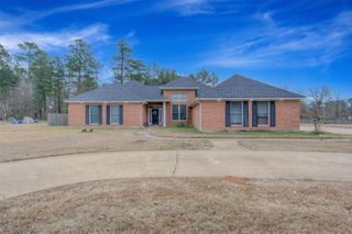 6817 N Club Loop, Shreveport, LA 71107