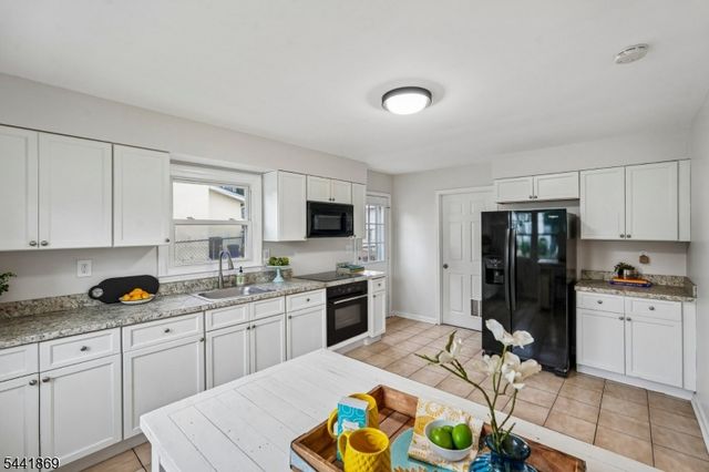 95 Mitchell St, West Orange Twp., NJ 07052