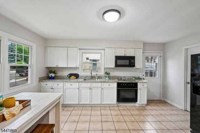 95 Mitchell St, West Orange Twp., NJ 07052