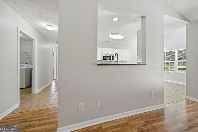 206 Rockhouse Road, Senoia, GA 30276