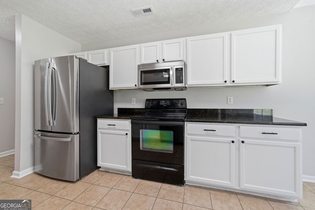 206 Rockhouse Road, Senoia, GA 30276