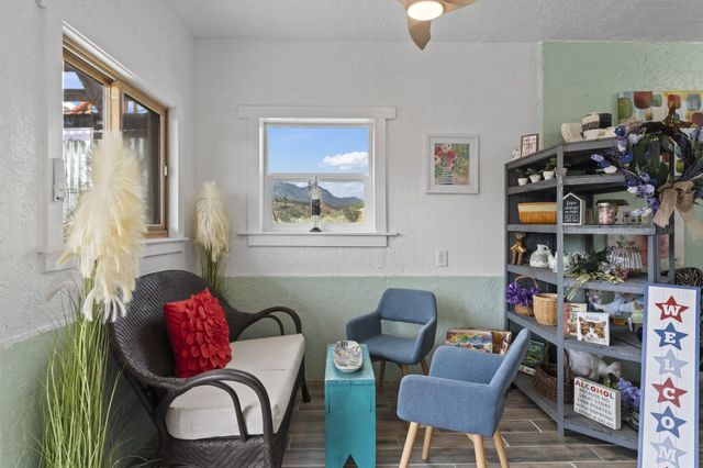 2819 N Hwy 14, Madrid, NM 87010