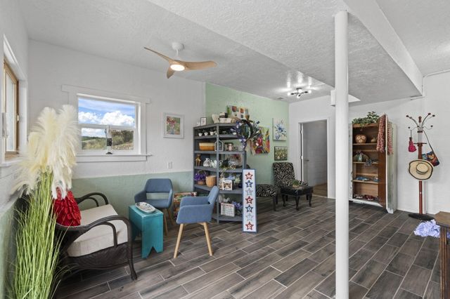 2819 N Hwy 14, Madrid, NM 87010