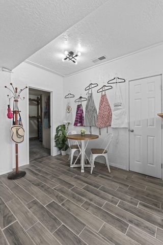 2819 N Hwy 14, Madrid, NM 87010