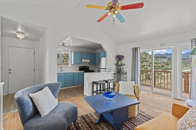 2819 N Hwy 14, Madrid, NM 87010