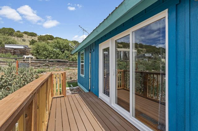 2819 N Hwy 14, Madrid, NM 87010