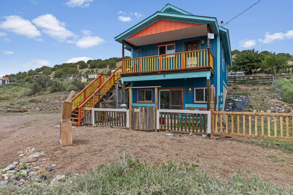 2819 N Hwy 14, Madrid, NM 87010