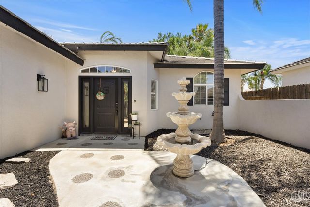 4908 Polo Club Drive, Bakersfield, CA 93312