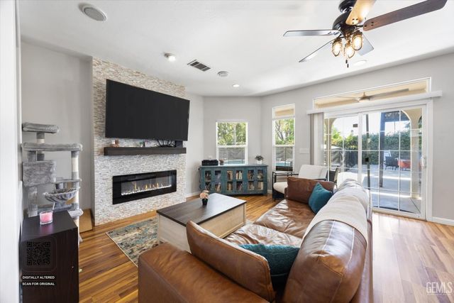 4908 Polo Club Drive, Bakersfield, CA 93312