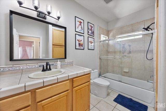 4908 Polo Club Drive, Bakersfield, CA 93312