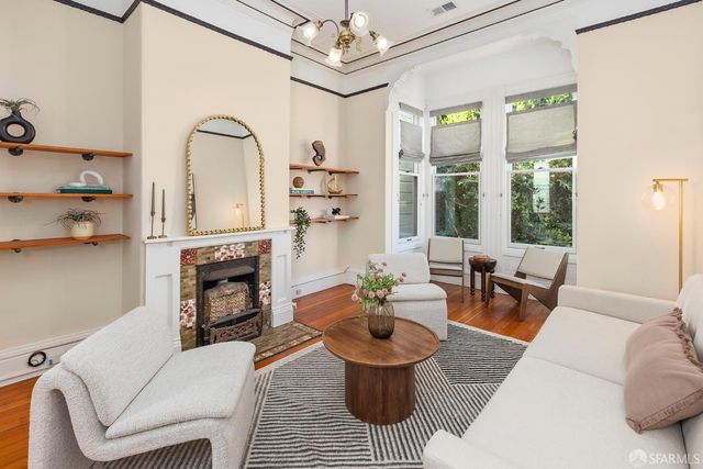 279 Bartlett Street, San Francisco, CA 94110