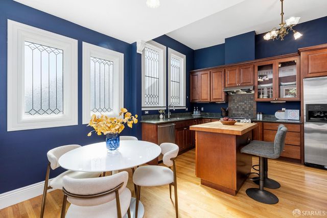 279 Bartlett Street, San Francisco, CA 94110