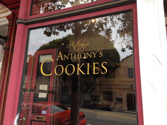 279 Bartlett Street, San Francisco, CA 94110