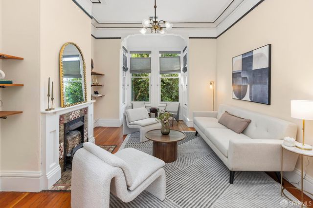 279 Bartlett Street, San Francisco, CA 94110