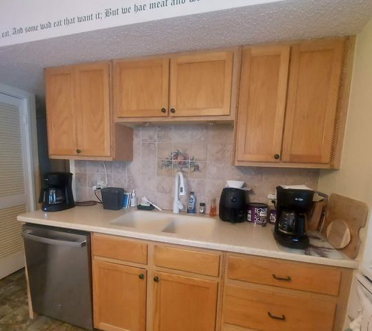 10048 8th Street, Oscoda Twp, MI 48750