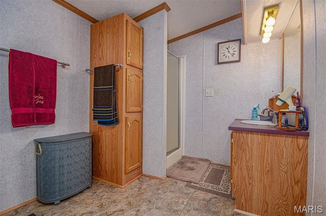 16807 E Kendall Road, Mount Vernon, IL 62864