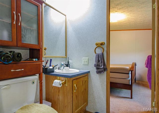 16807 E Kendall Road, Mount Vernon, IL 62864