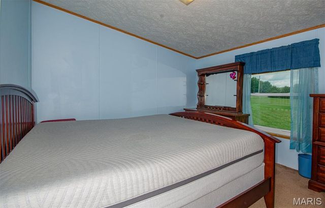 16807 E Kendall Road, Mount Vernon, IL 62864