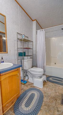 16807 E Kendall Road, Mount Vernon, IL 62864