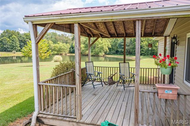 16807 E Kendall Road, Mount Vernon, IL 62864