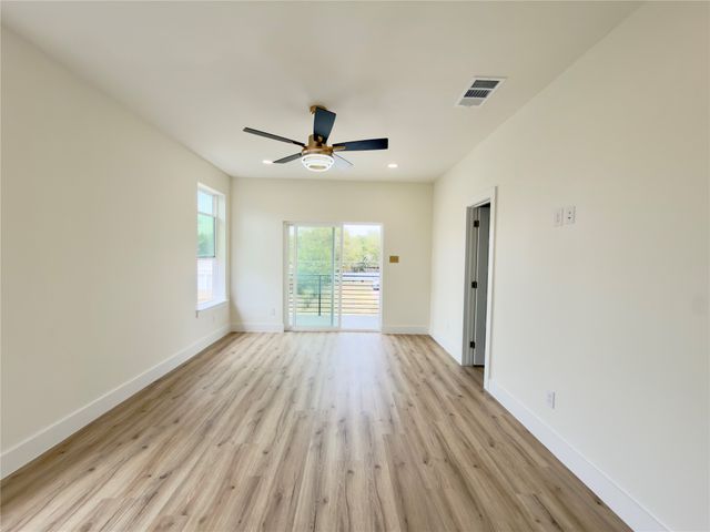 1950 Gallagher Street, Dallas, TX 75212