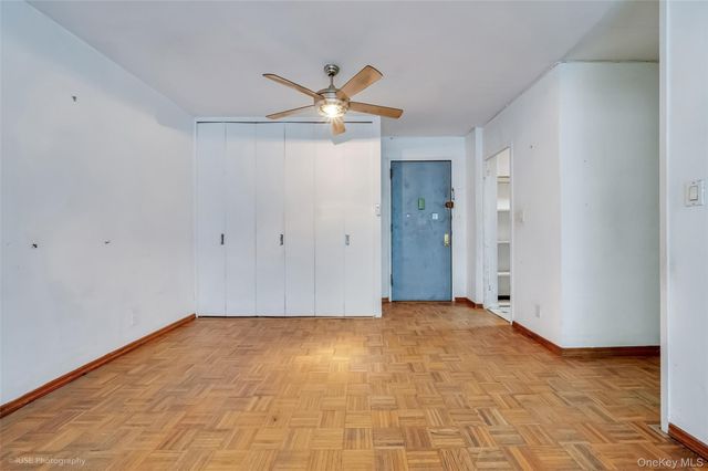 39-65 52nd St 7H, Woodside, NY 11377