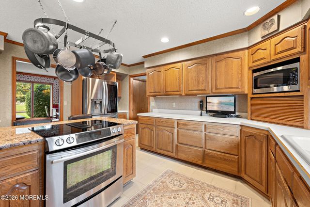 1611 Otter Drive, Toms River, NJ 08755