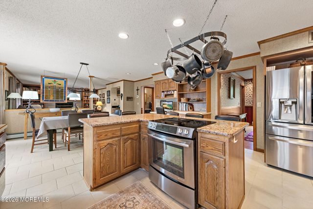 1611 Otter Drive, Toms River, NJ 08755