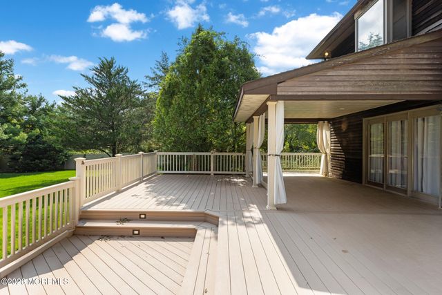 1611 Otter Drive, Toms River, NJ 08755