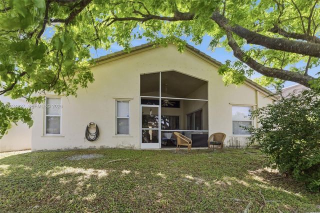 3211 NW 123rd Ave, Coral Springs, FL 33065