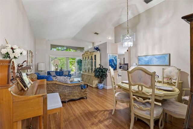 3211 NW 123rd Ave, Coral Springs, FL 33065