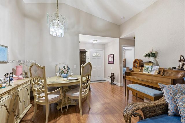 3211 NW 123rd Ave, Coral Springs, FL 33065