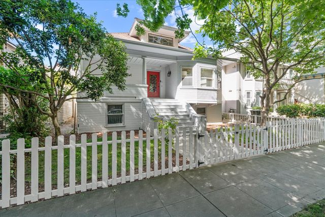 2211 H St, Sacramento, CA 95816