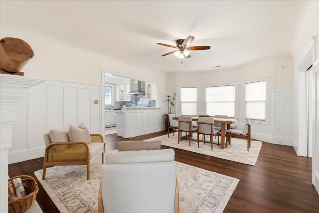 2211 H St, Sacramento, CA 95816