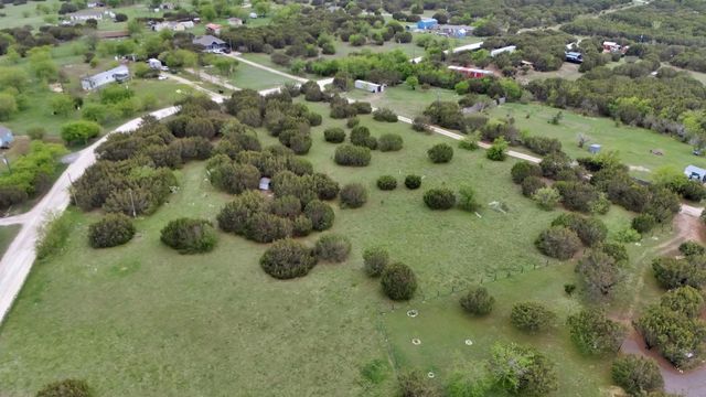 9112 Valley View Court, Cleburne, TX 76033