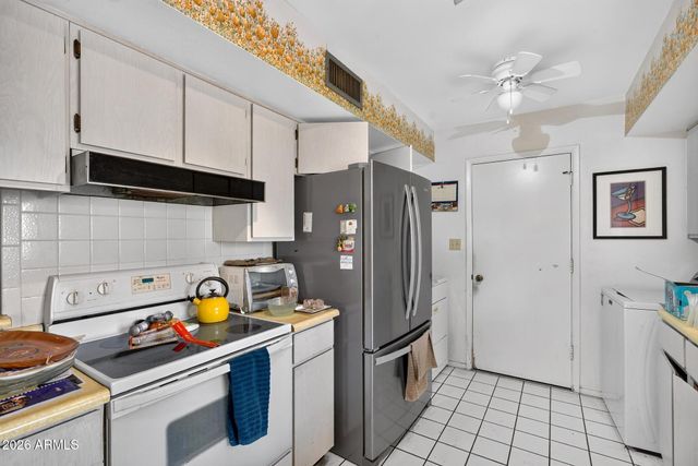 9436 E OLIVE Lane N, Sun Lakes, AZ 85248