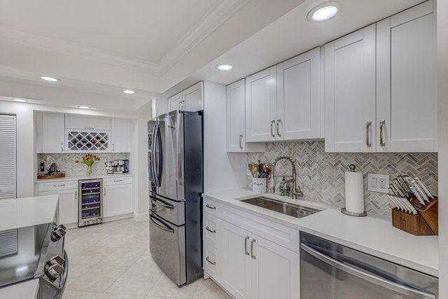 5440 N Ocean Drive 1502, Singer Island, FL 33404