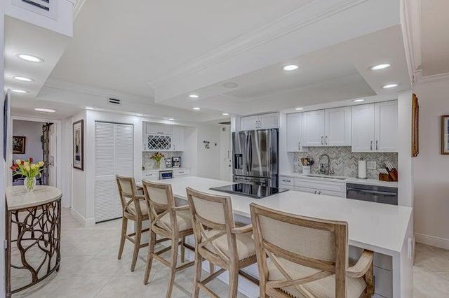 5440 N Ocean Drive 1502, Singer Island, FL 33404