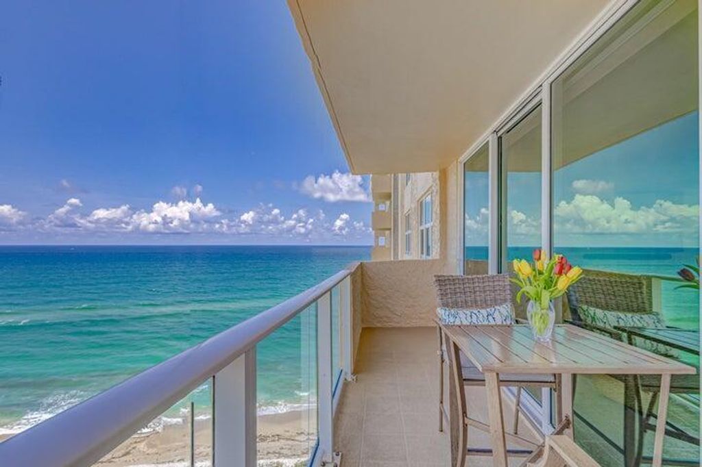 5440 N Ocean Drive 1502, Singer Island, FL 33404