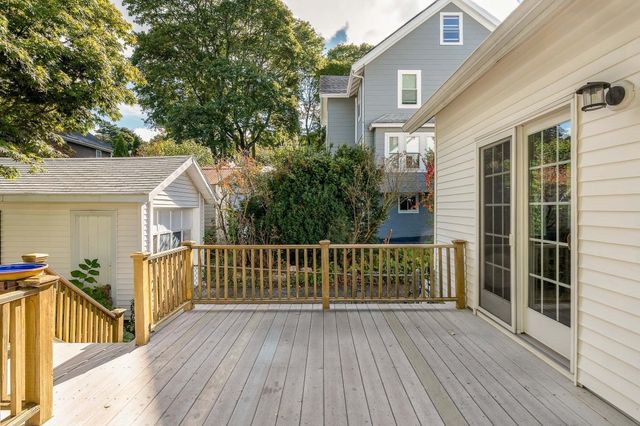 4 Stone Ave, Winchester, MA 01890