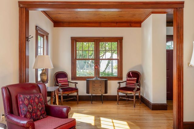4 Stone Ave, Winchester, MA 01890