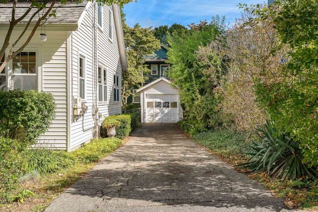 4 Stone Ave, Winchester, MA 01890