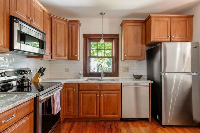 4 Stone Ave, Winchester, MA 01890