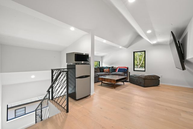 2706 Stacy LN 1, Austin, TX 78704